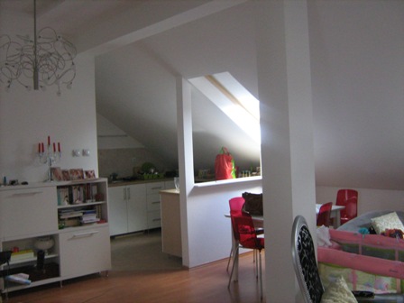 Prodajem Stan-Apartman,Palilula  Tc  Zira, Beograd Grad