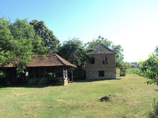 Prodajem Zemljište, Mladenovac-bataševo, Beograd Grad